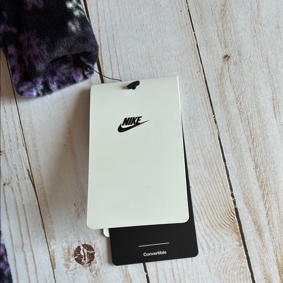 NWT NIKE Girls Purple Black Floral Fleece Onesie Zip Up Footed Pajamas SZ 6M - Picture 2 of 8